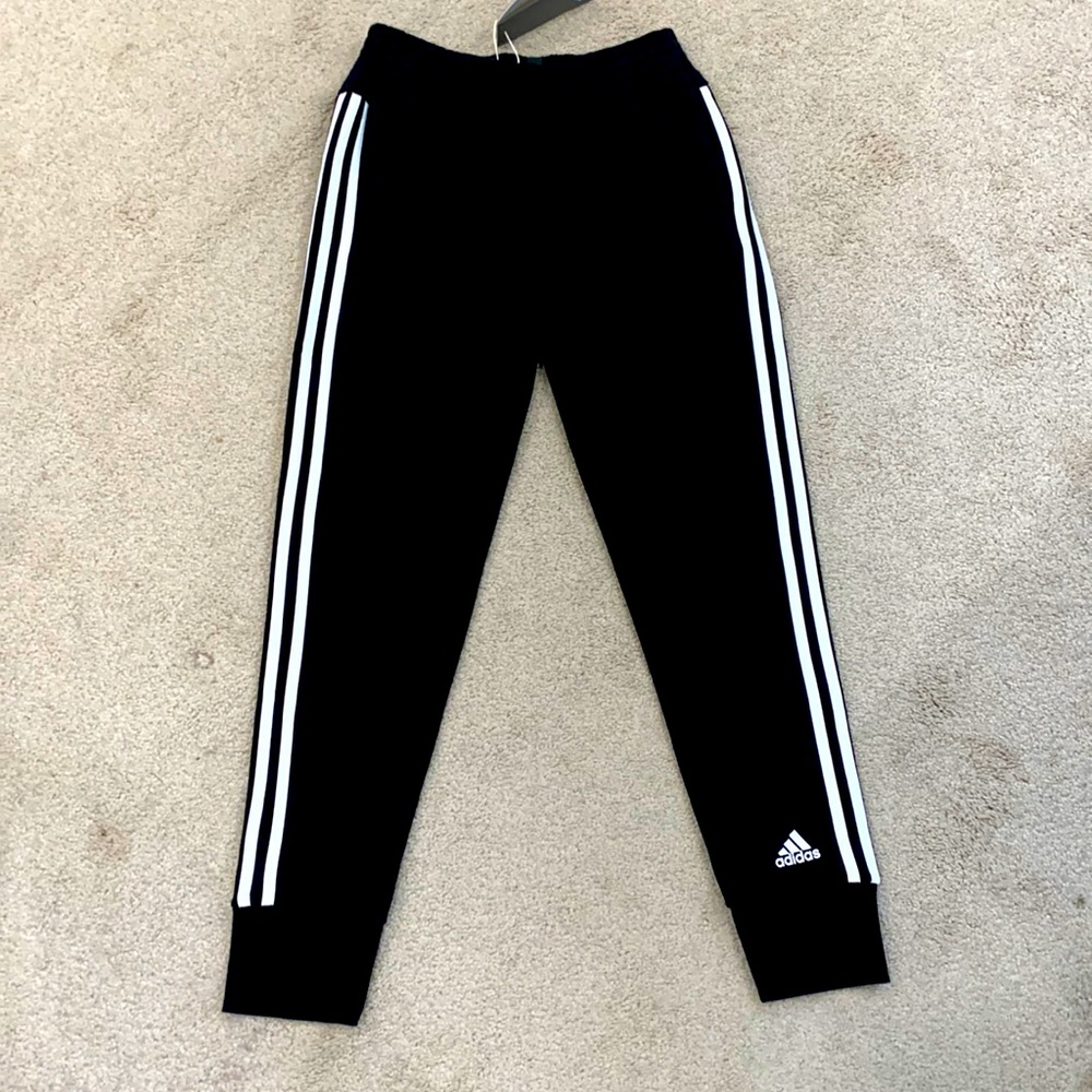 Adidas Black 3 stripe Girls Sweat Pant, NWT size L. Tapered legs, ribbed cuff